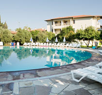 Barut Hotel Cennet er et hotell for voksne.