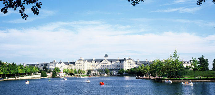 Disney´s Newport Bay Club® er et av Vings nøye utvalgte hotell.