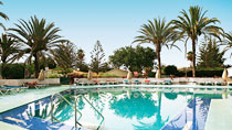 Los Arcos - Golfhotell med bra golfmöjligheter.