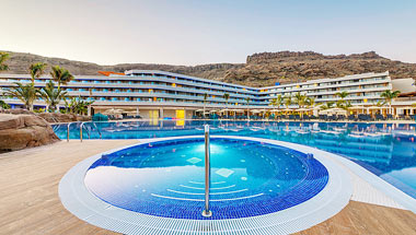 Radisson Blu Resort & Spa Mogan